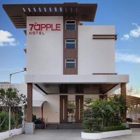 7 Apple Hotel, Vadodara Ngoại thất bức ảnh