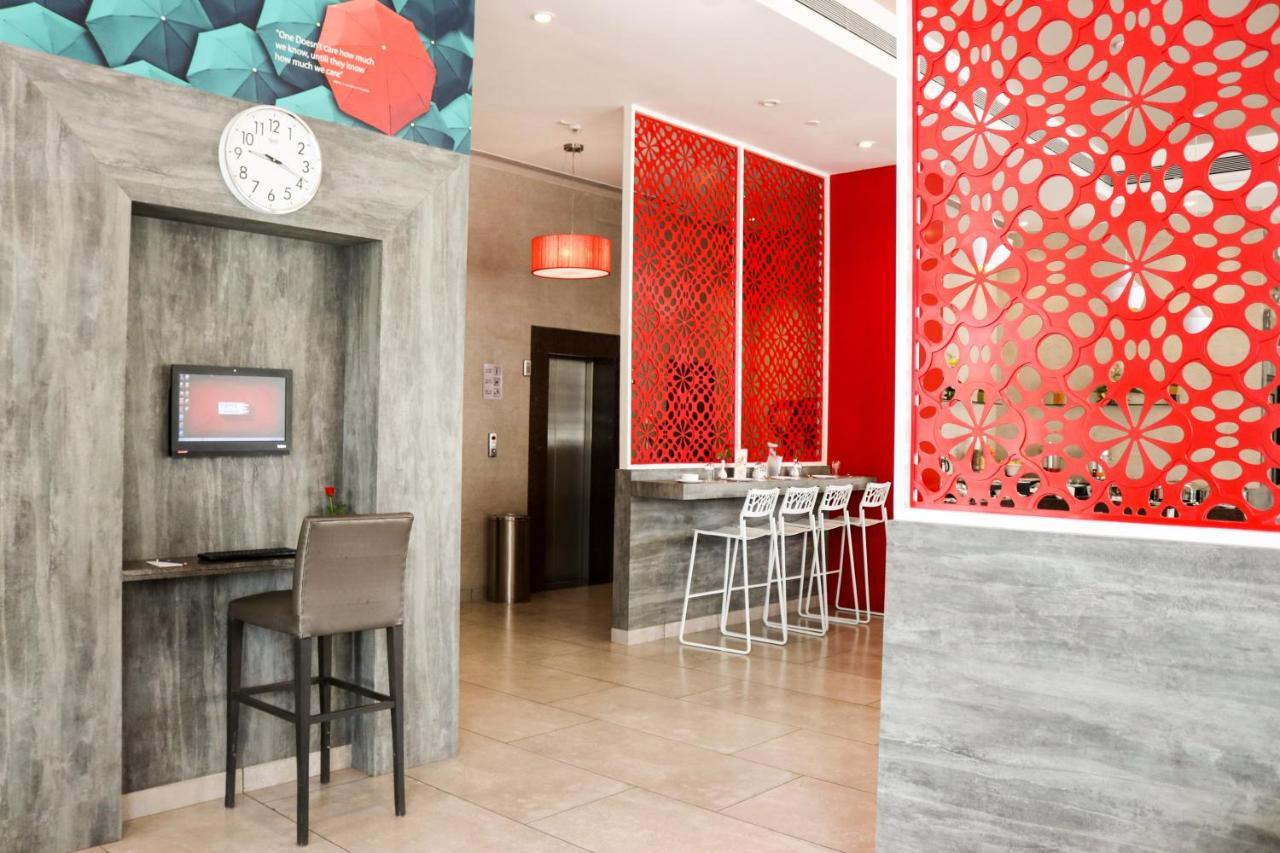 7 Apple Hotel, Vadodara Ngoại thất bức ảnh