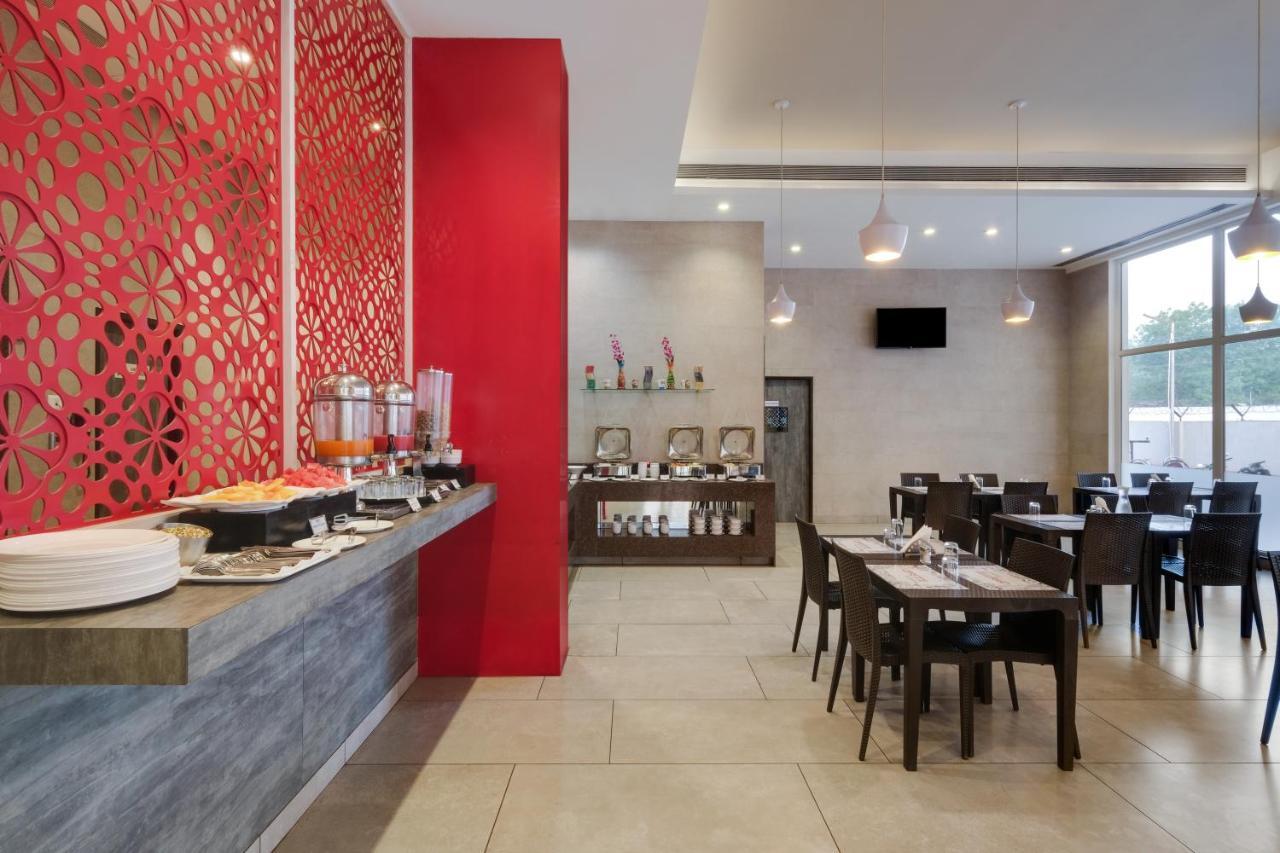 7 Apple Hotel, Vadodara Ngoại thất bức ảnh