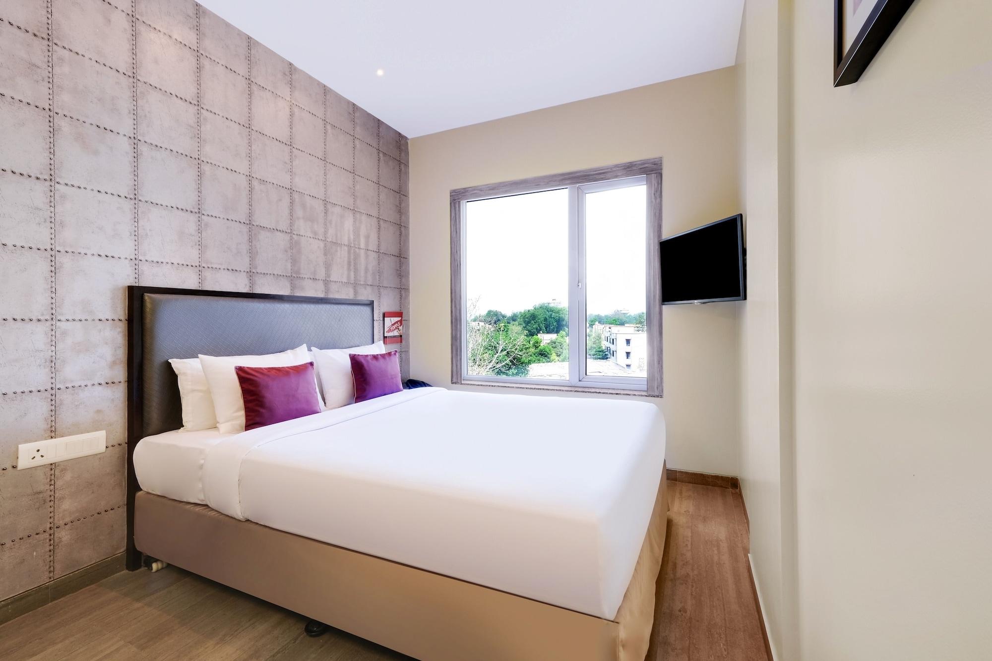 7 Apple Hotel, Vadodara Ngoại thất bức ảnh