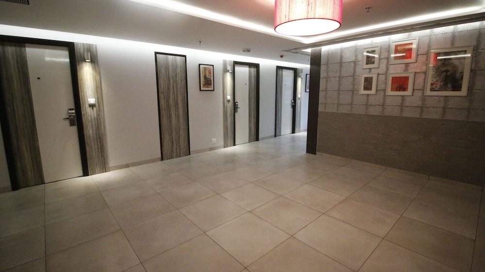 7 Apple Hotel, Vadodara Ngoại thất bức ảnh