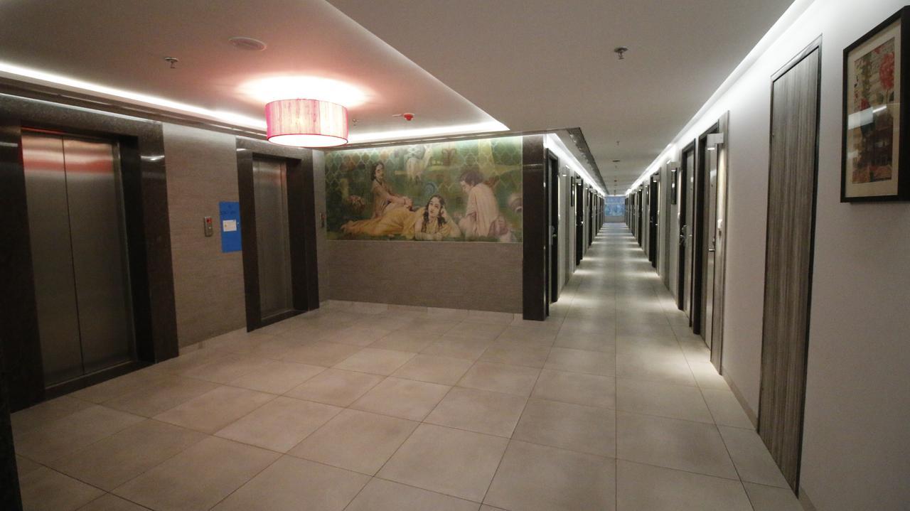 7 Apple Hotel, Vadodara Ngoại thất bức ảnh