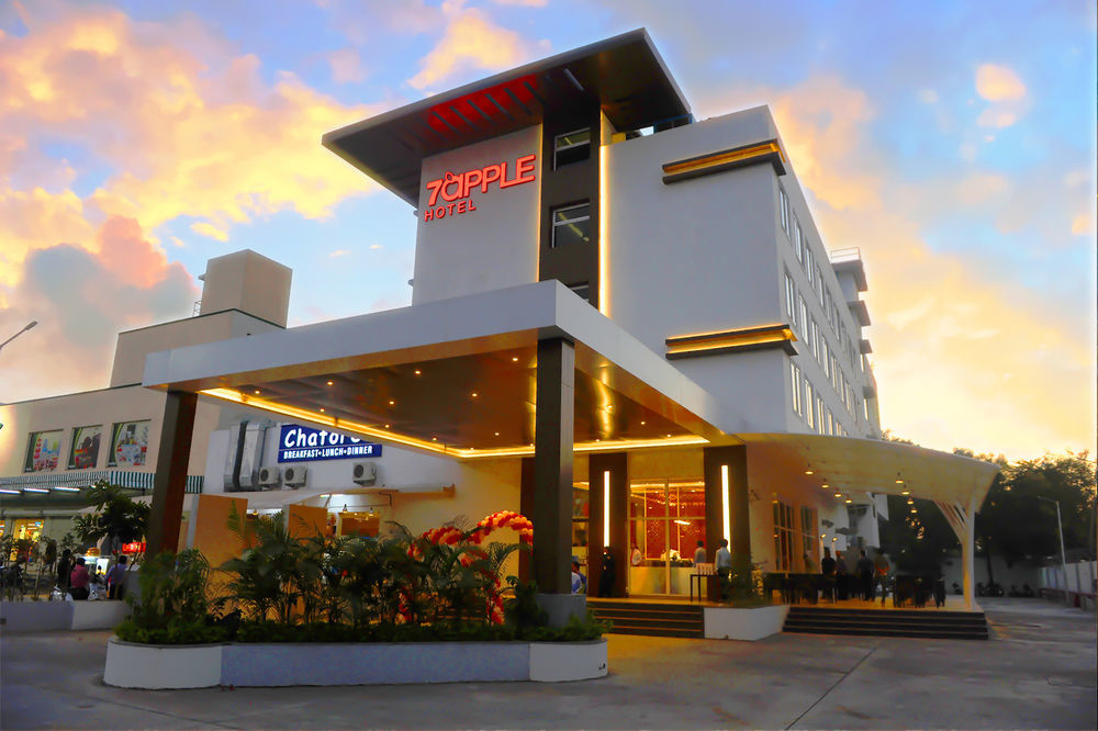 7 Apple Hotel, Vadodara Ngoại thất bức ảnh